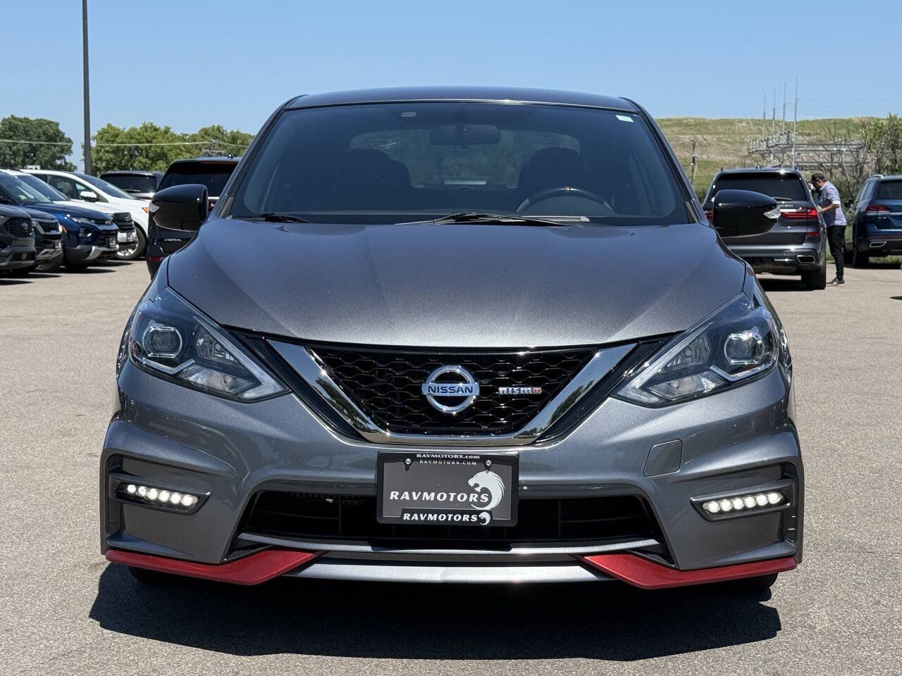 Used 2018 Nissan Sentra NISMO FWD image 6