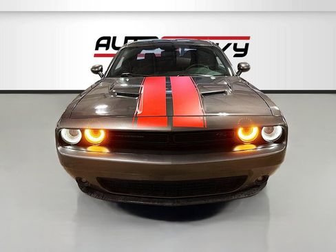 Used 2017 Dodge Challenger R/T w/ Blacktop Package image 2