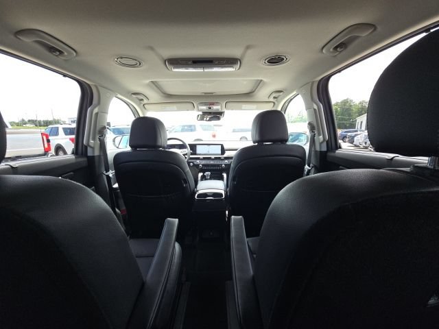 Used 2025 Kia Telluride EX w/ EX Captain's Chair Package FWD image 20