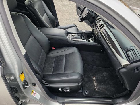 Used 2014 Lexus LS 460 AWD image 16