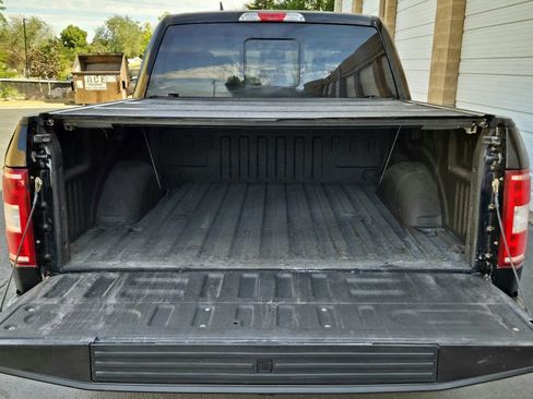 Used 2018 Ford F150 Lariat image 9