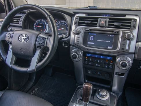 Used 2016 Toyota 4Runner Limited AWD/4WD image 26
