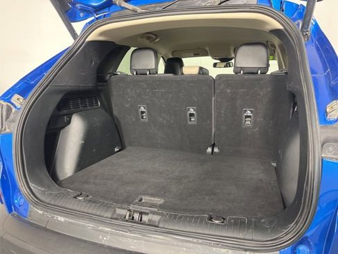 Used 2020 Ford Escape Titanium image 19