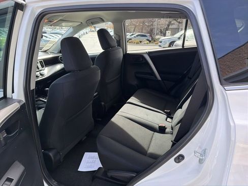Used 2016 Toyota RAV4 LE image 23