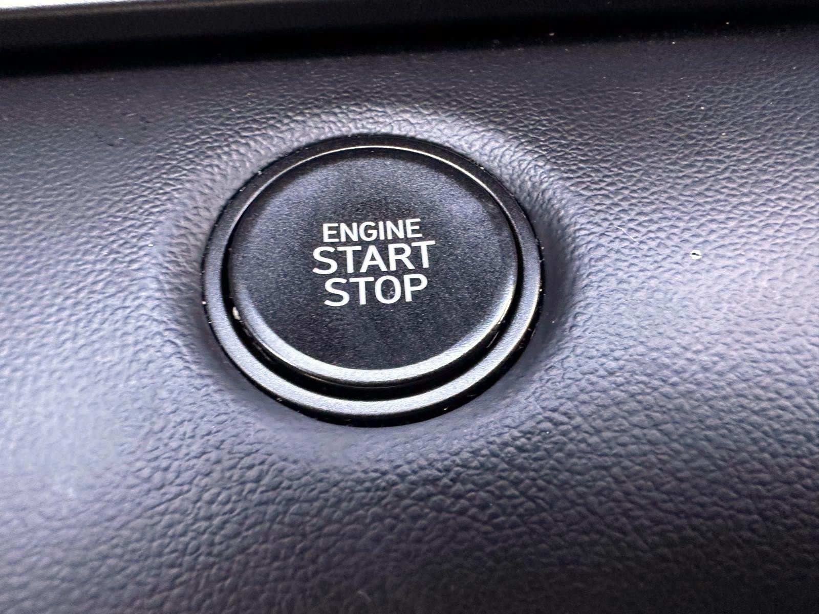 Used 2025 Hyundai Elantra Sport FWD image 20