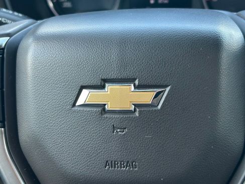 Used 2021 Chevrolet Tahoe LT w/ LT Signature Package RWD image 42
