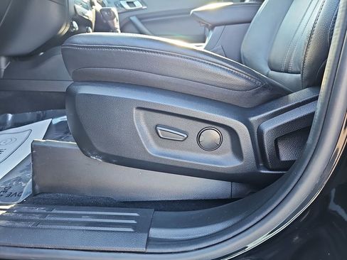 Used 2021 Ford Ranger Lariat w/ Equipment Group 501A High image 34