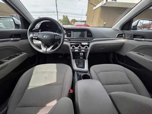Used 2019 Hyundai Elantra SEL FWD image 13