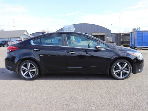 Used 2017 Kia Forte EX w/ EX Premium Plus Package image 4