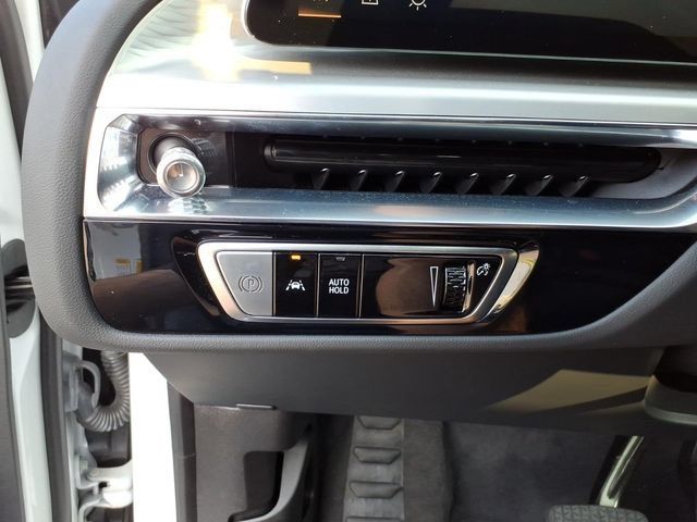 Certified 2025 Cadillac Lyriq Luxury AWD/4WD image 28