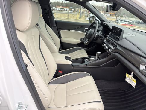 Used 2025 Acura Integra A-Spec image 32