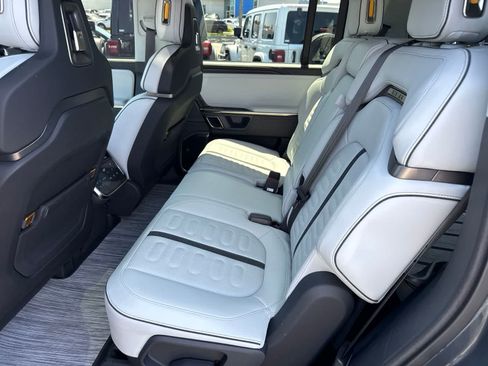 Used 2023 Rivian R1S Launch Edition AWD/4WD image 28