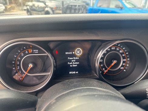 Used 2021 Jeep Wrangler Unlimited Sport image 11