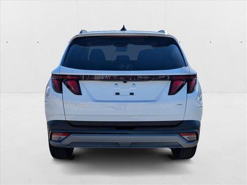 New 2025 Hyundai Tucson SEL image 8