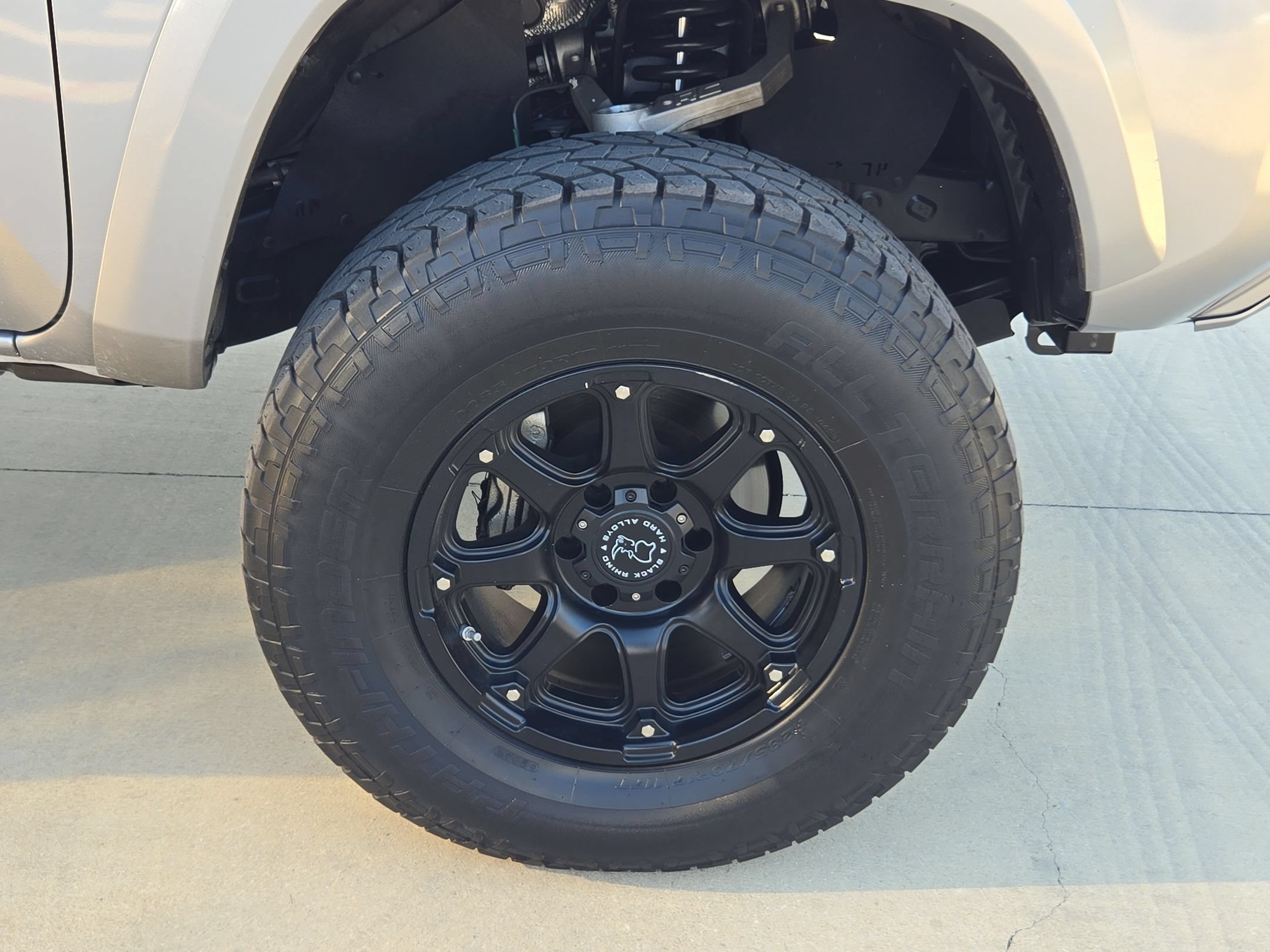 Used 2021 Toyota Tacoma TRD Sport w/ Technology Package AWD/4WD image 26
