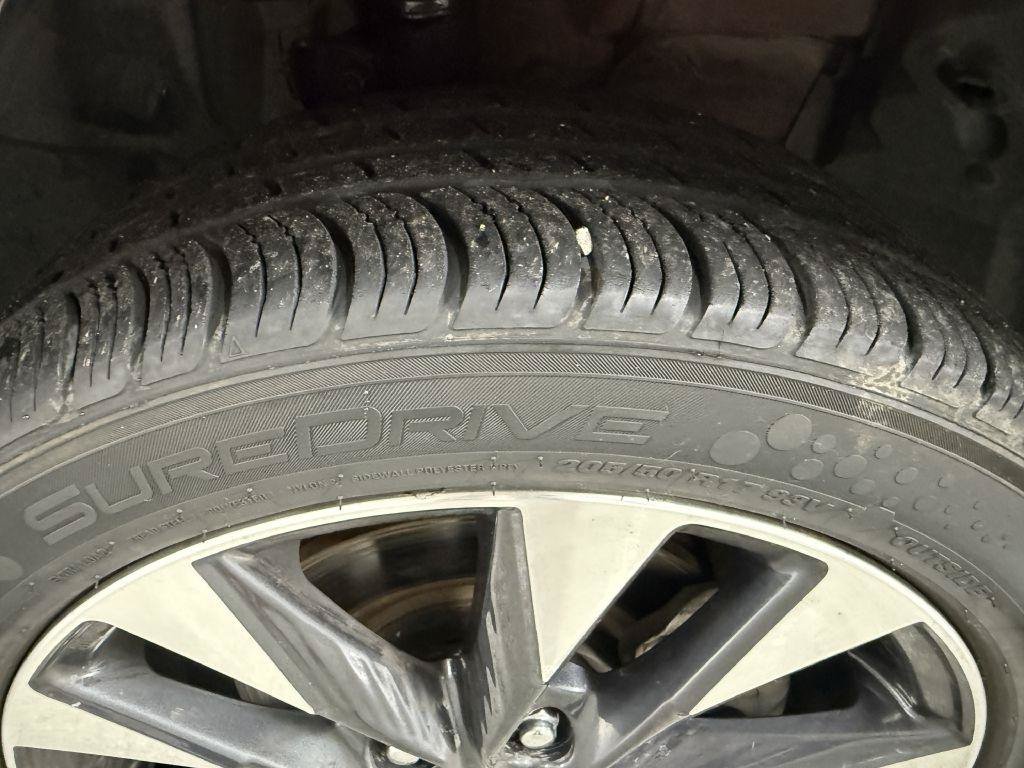 Used 2017 Nissan Sentra SR Turbo FWD image 34