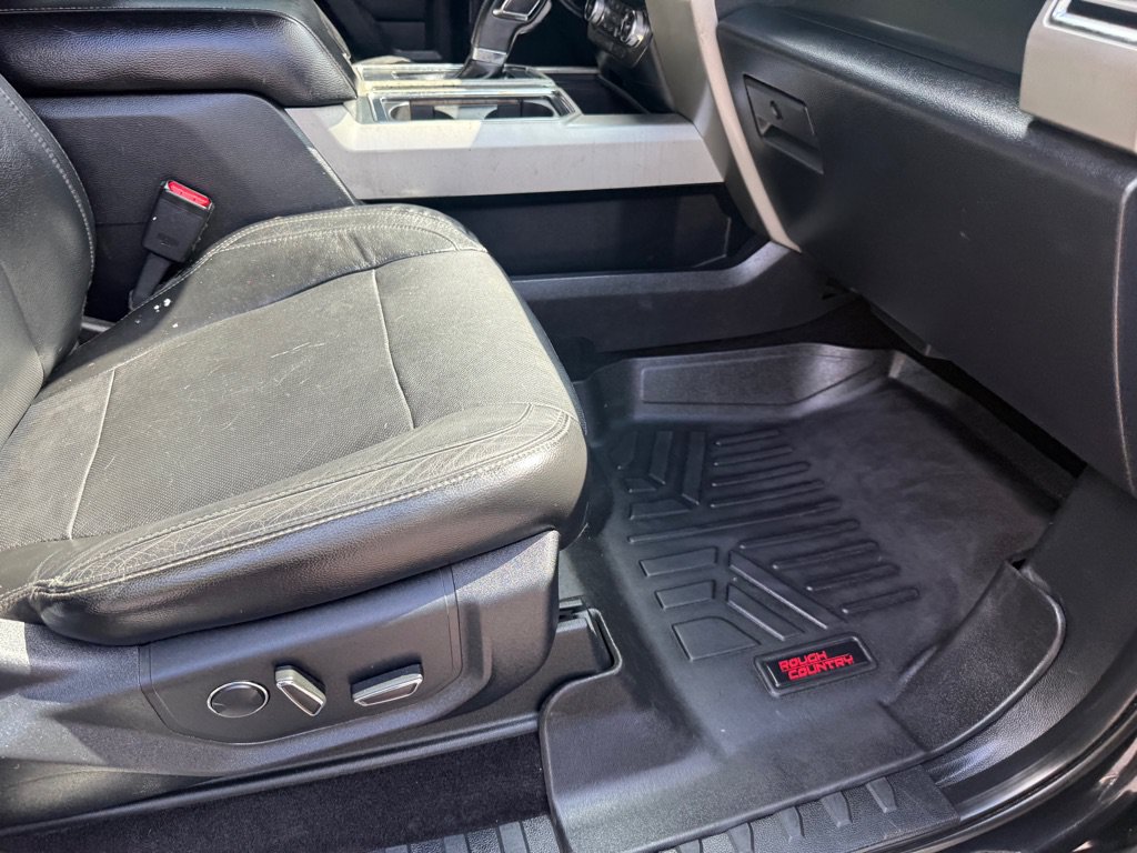 Used 2015 Ford F150 Lariat w/ Equipment Group 502A Luxury AWD/4WD image 57