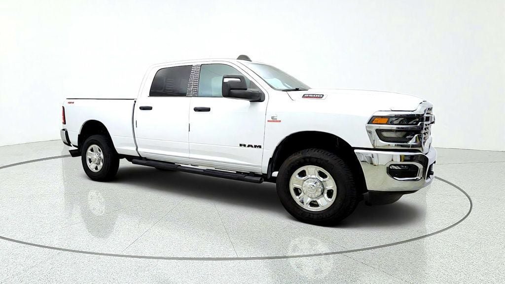 Used 2025 RAM 2500 Tradesman AWD/4WD image 3