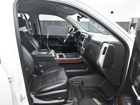 Used 2018 GMC Sierra 1500 SLT w/ Texas SLT Premium Package AWD/4WD image 2