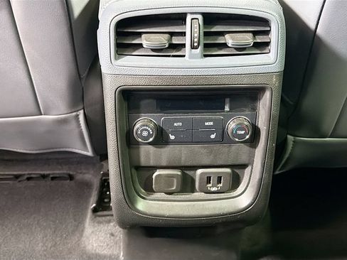 Used 2019 Buick Envision Essence AWD/4WD image 27
