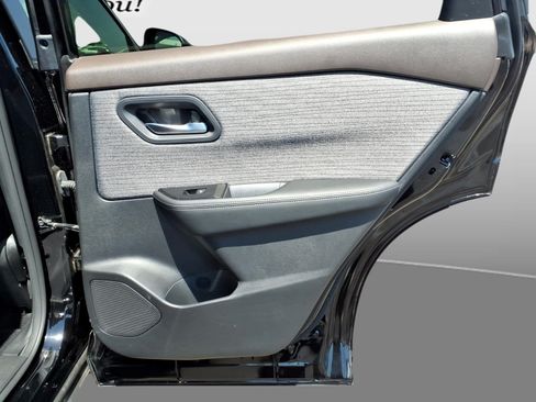 Certified 2023 Nissan Rogue SV AWD/4WD image 25