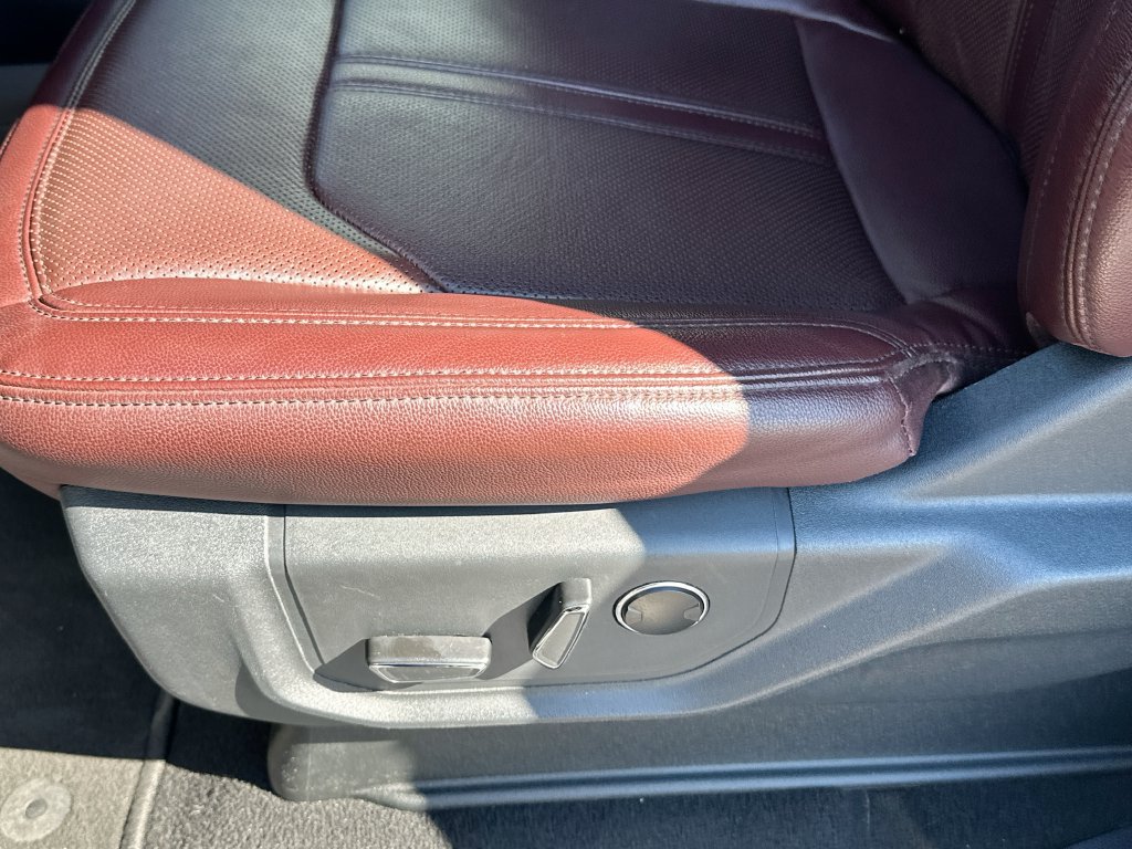 Used 2024 Ford Expedition Limited AWD/4WD image 9