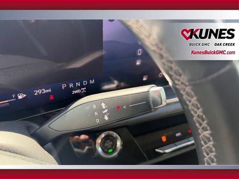 Used 2024 Buick Envision Preferred AWD/4WD image 28