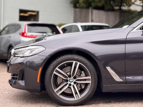 Used 2023 BMW 530i xDrive w/ Premium Package AWD/4WD image 11