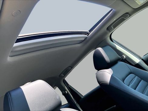 Used 2025 Honda CR-V EX-L image 14
