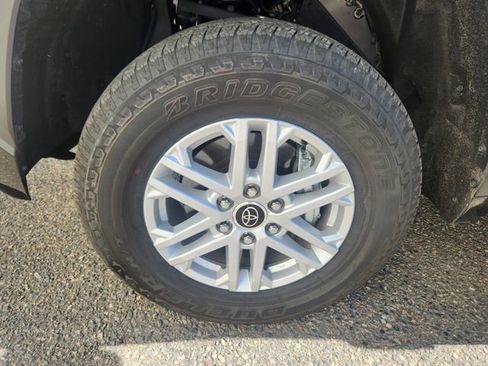 Used 2024 Toyota Tundra SR5 image 21