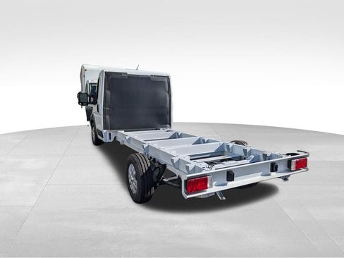 New 2024 RAM ProMaster 3500 w/ Quick Order Package 22G SLT image 3