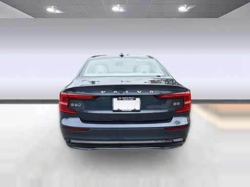 Used 2024 Volvo S60 B5 Core w/ Climate Package FWD image 10