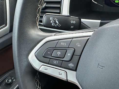 Used 2022 Volkswagen Atlas SE image 35