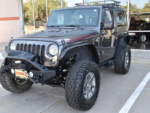 Used 2016 Jeep Wrangler Rubicon AWD/4WD image 4