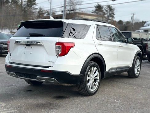 Used 2023 Ford Explorer XLT w/ Equipment Group 202A image 6