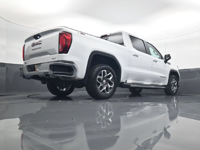 Used 2023 GMC Sierra 1500 SLT w/ SLT Premium Plus Package AWD/4WD image 25