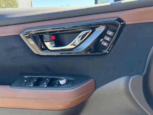 Used 2025 Subaru Forester Touring image 16