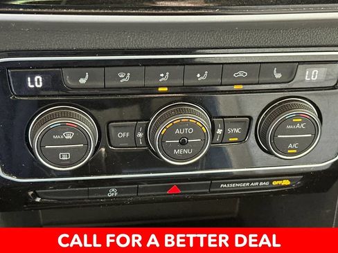 Used 2022 Volkswagen Atlas Cross Sport SE AWD/4WD image 19