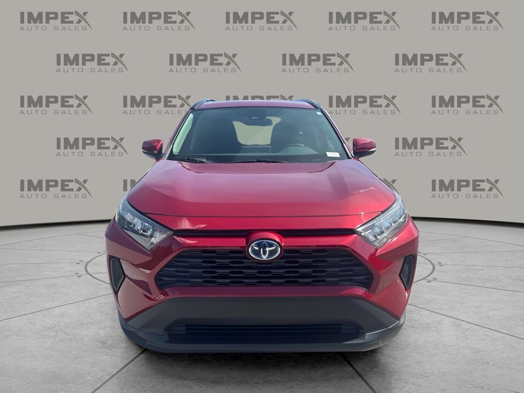 Used 2022 Toyota RAV4 LE AWD/4WD image 8