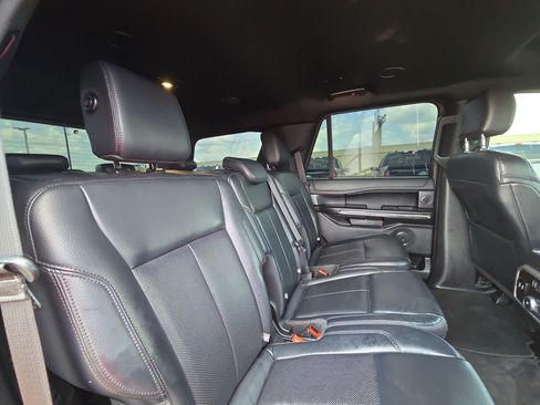 Used 2019 Ford Expedition XLT w/ Equipment Group 202A RWD image 27