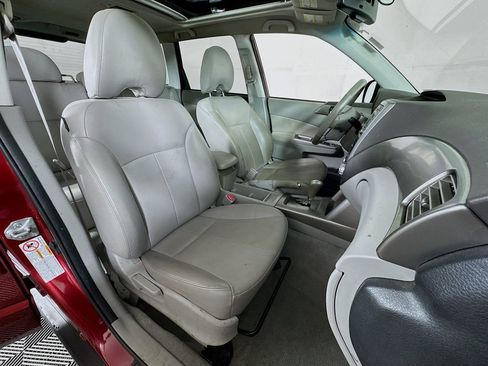 Used 2010 Subaru Forester 2.5X Limited image 25