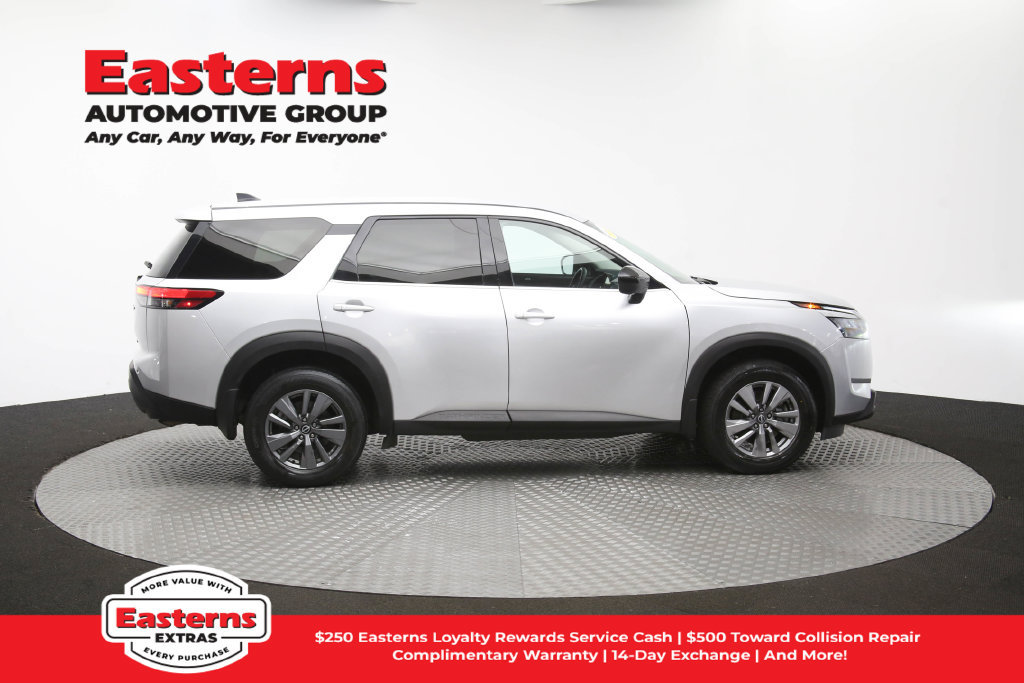 Used 2023 Nissan Pathfinder S AWD/4WD image 44