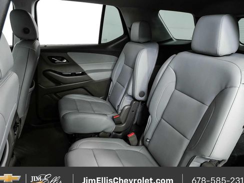 Certified 2021 Chevrolet Traverse LT AWD/4WD image 17