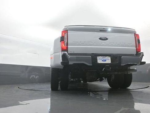 New 2026 Ford F450 Lariat image 37