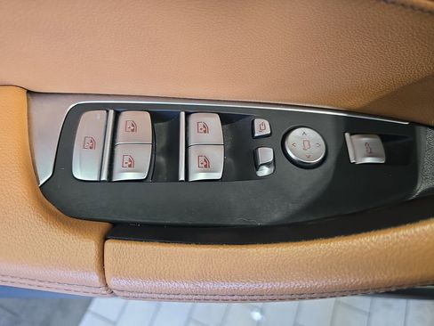 Used 2021 BMW X3 xDrive30e w/ Executive Package AWD/4WD image 31
