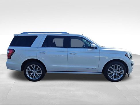 Used 2019 Ford Expedition Platinum AWD/4WD image 6