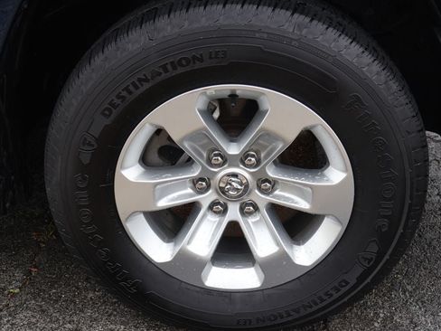 Used 2024 RAM 1500 Laramie RWD image 19