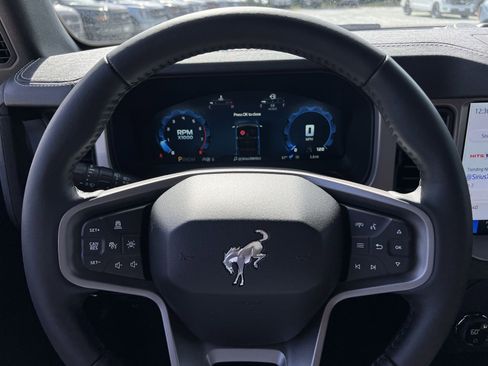 New 2025 Ford Bronco Outer Banks image 16