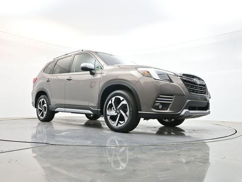 Certified 2024 Subaru Forester Touring w/ POP Package 3 AWD/4WD image 39