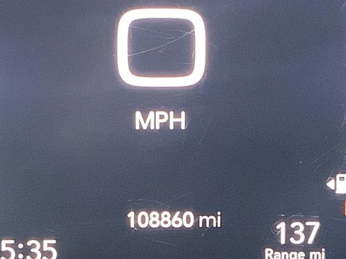 Used 2020 Chrysler Pacifica Touring-L Plus image 25